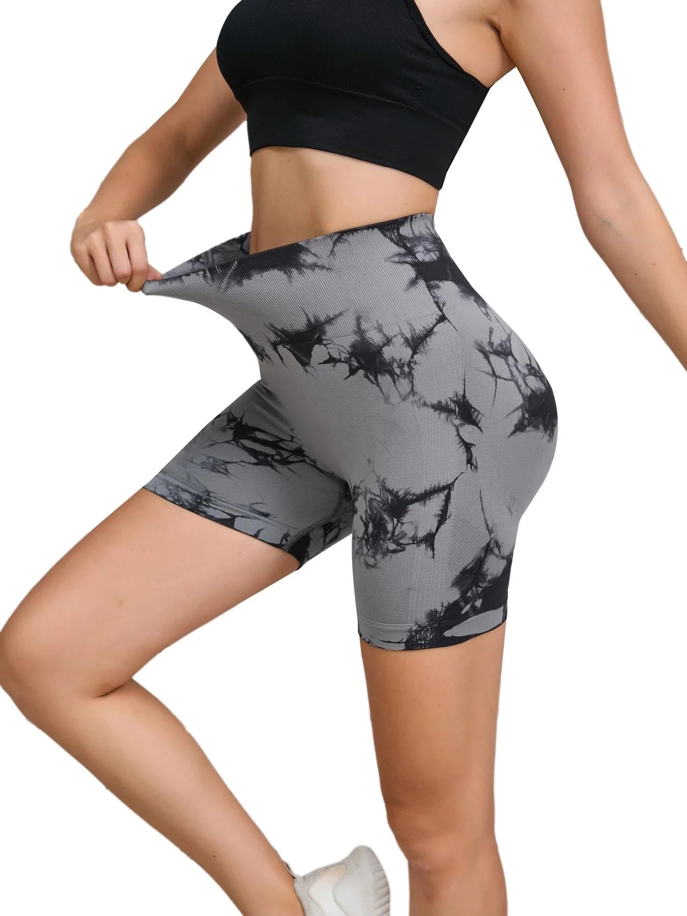 Seamless Tie-Dye Sports Shorts – High Waist Peach Lift for Running & Yoga