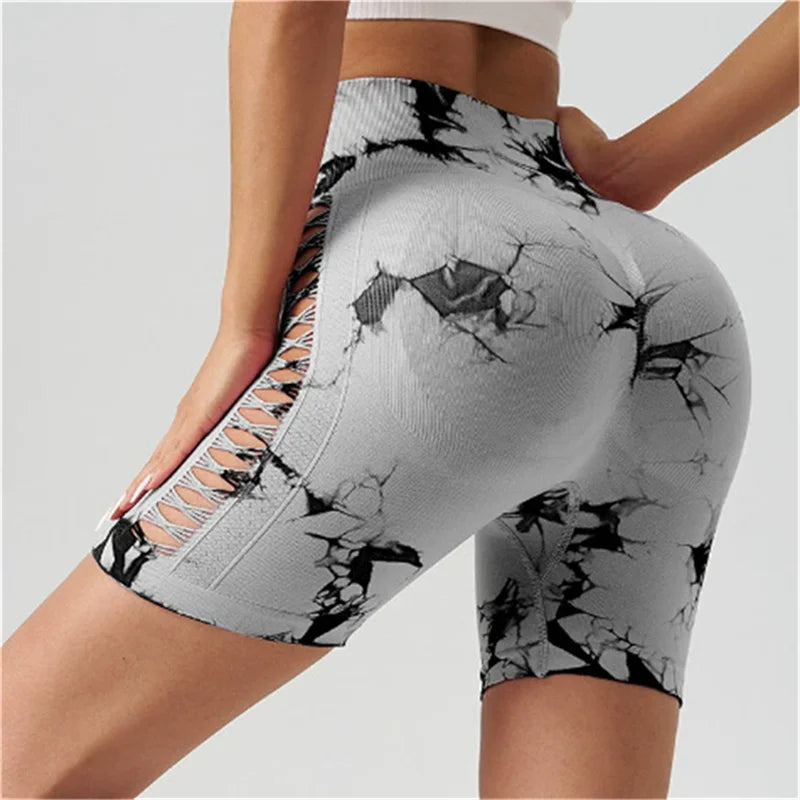 Seamless Tie-Dye Sports Shorts – High Waist Peach Lift for Running & Yoga